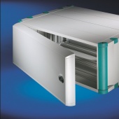 Передняя дверь из алюминия, поворотная