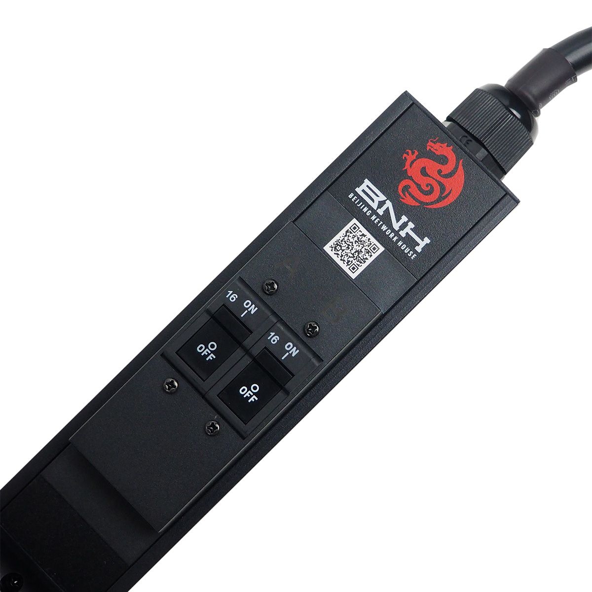 Блок распределения питания BNH B800.M, IEC С13 х36, IEC С19 х6, шнур 3м, 1571х52х44,4 мм(ВхШхГ), 32А, 1ф, вход IEC 309 32A 2P+E, чёрный,  арт. B800.M-1x32-36C13-6C19  купить у официального дистрибьютора в Санкт-Петербурге и Москве с доставкой.