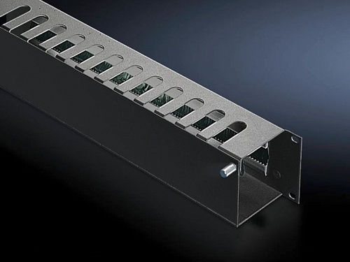 Распределительная панель с передней крышкой